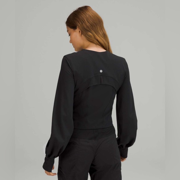 ‼️SOLD‼️Lululemon Define Cropped Jacket *Luxtreme - Picture 5 of 6